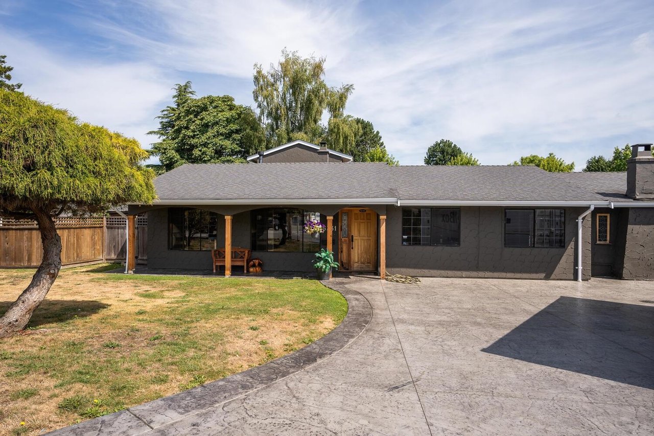 5531 49 Ave