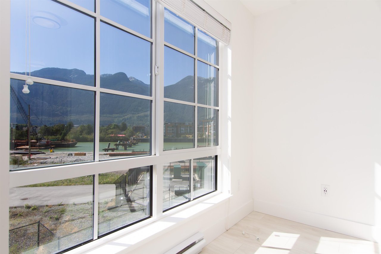 37985 Helm Way, Squamish