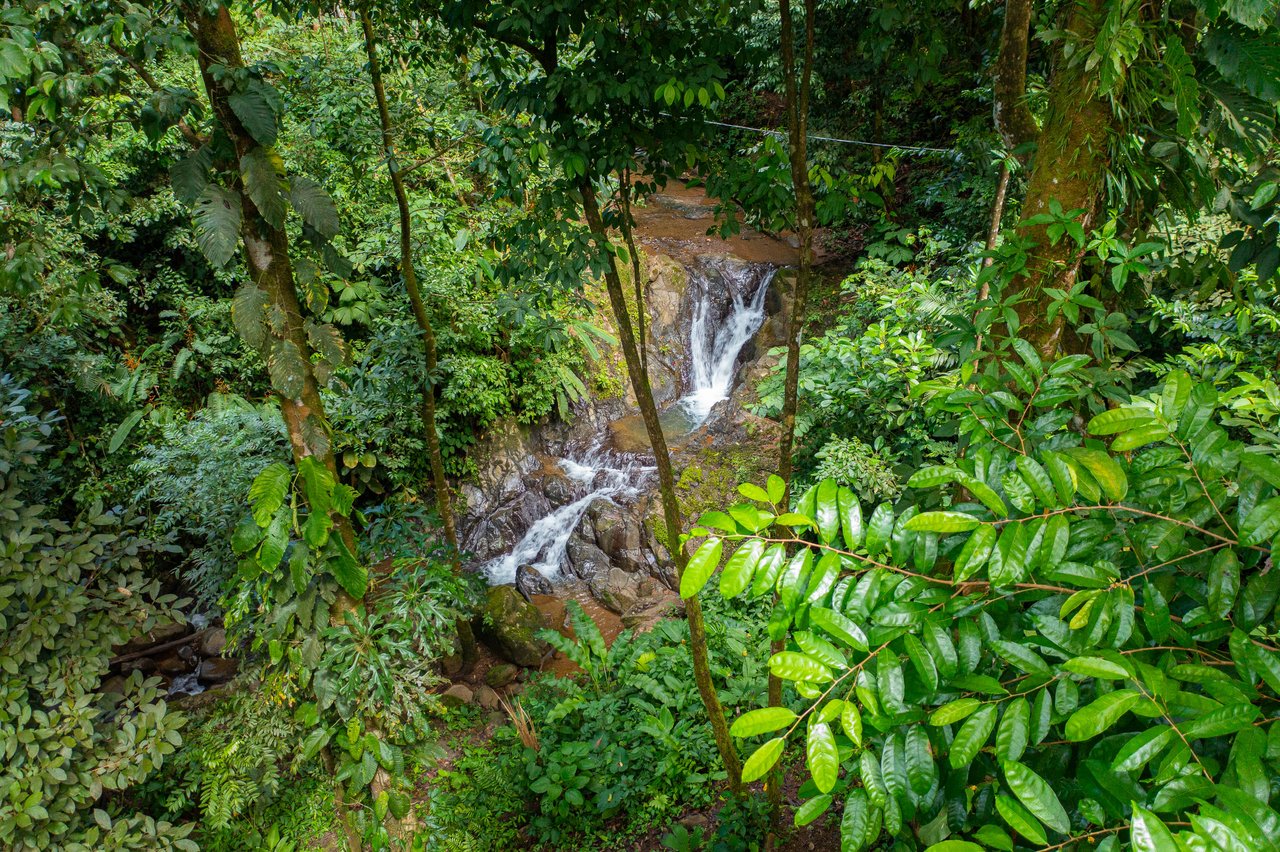 Modern 2 BR Home with Beautiful WATERFALL and River