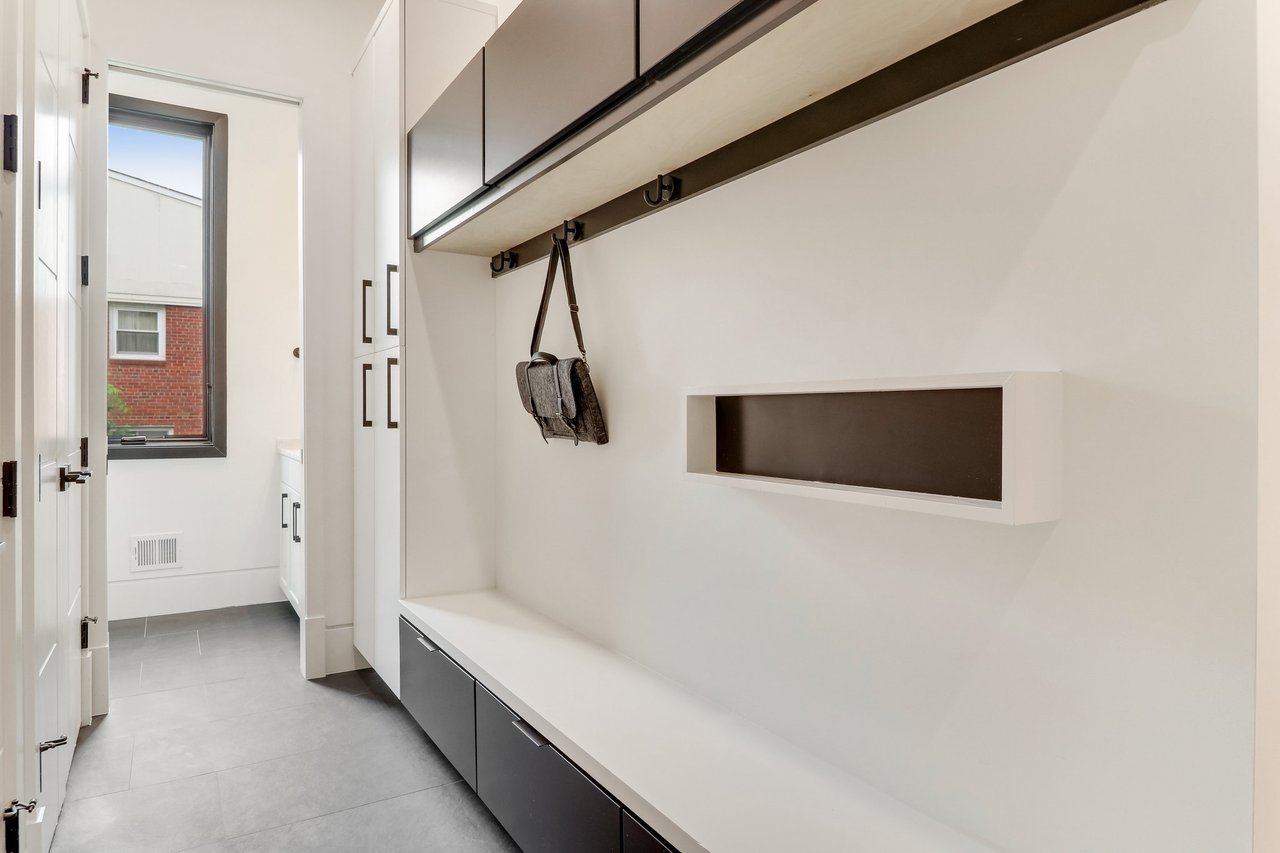 	  	1138 Basil Rd, Mclean, VA 22101