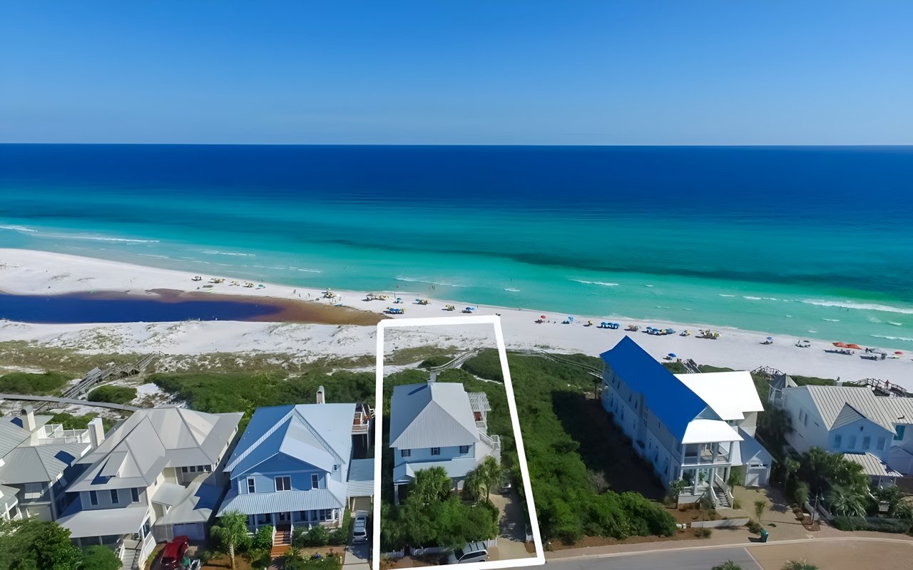Get a Sneak Peek of This Gulf-Front Home $2.7 Million
