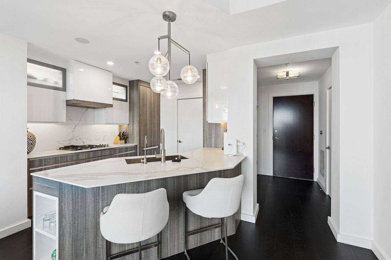 222 12th Street NE Unit 2105