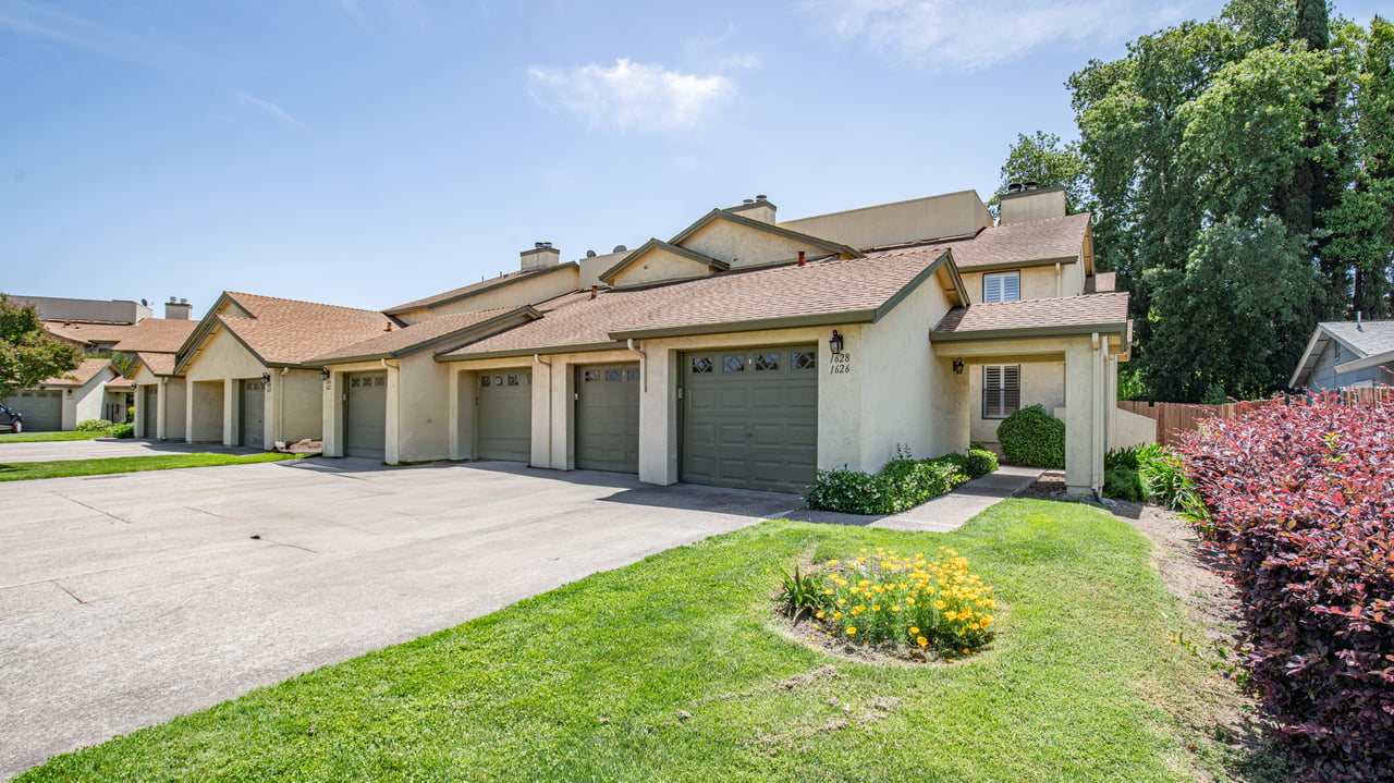 1628 Porter Way