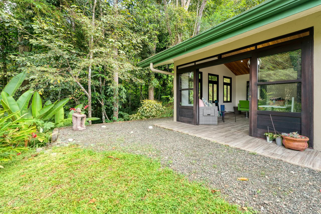 CASA TRANQUILA IN LAGUNAS – HOME, GUEST SUITE, SALON, AND GARAGE WITH WORKSHOP