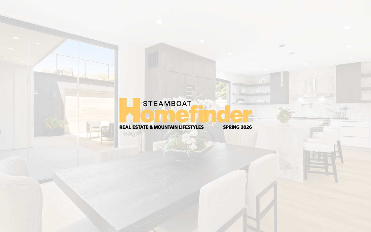 The Emerald Elegant Rowhouse Living