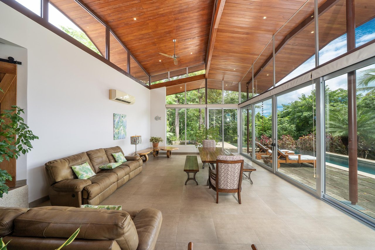 Casa Gracia | Luxury Jungle Retreat with Infinity Pool in Rancho Villareal, Tamarindo