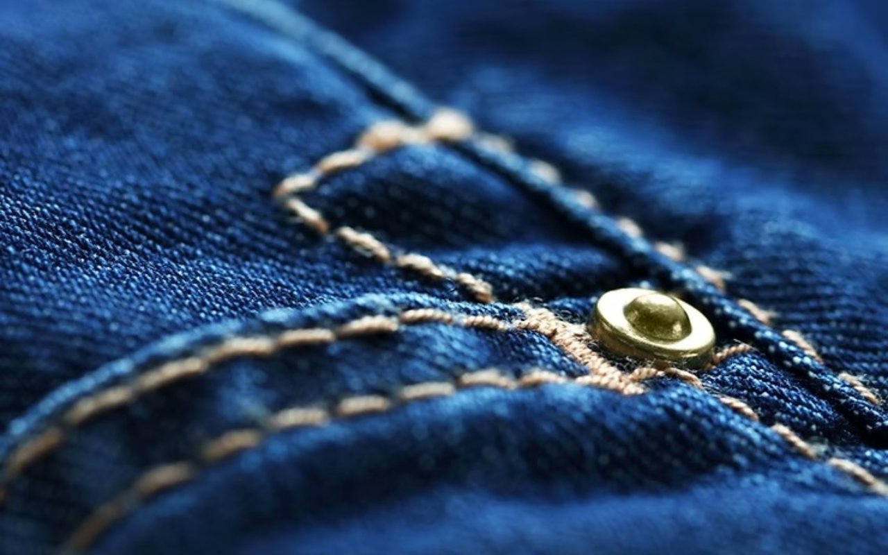How to Wash Blue Jeans- Chances Are You're Doing It Wrong. 