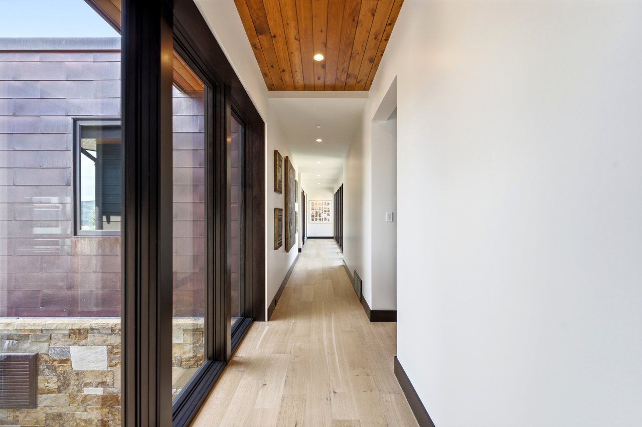 Top-of-Promontory Architectural Estate — Furnished & Turnkey - Front-Row Mountain Views