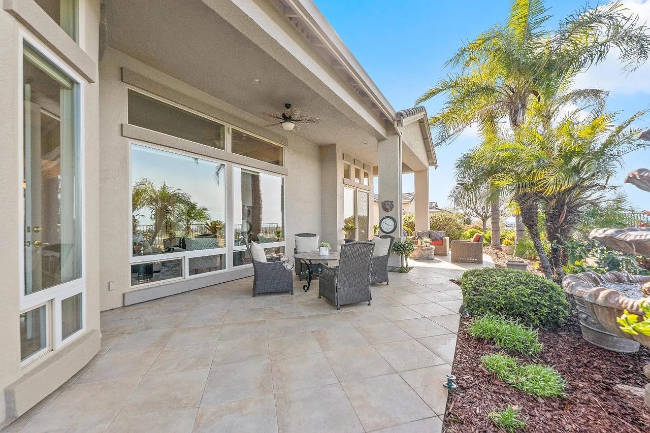 2280 Hidden Hills Ln