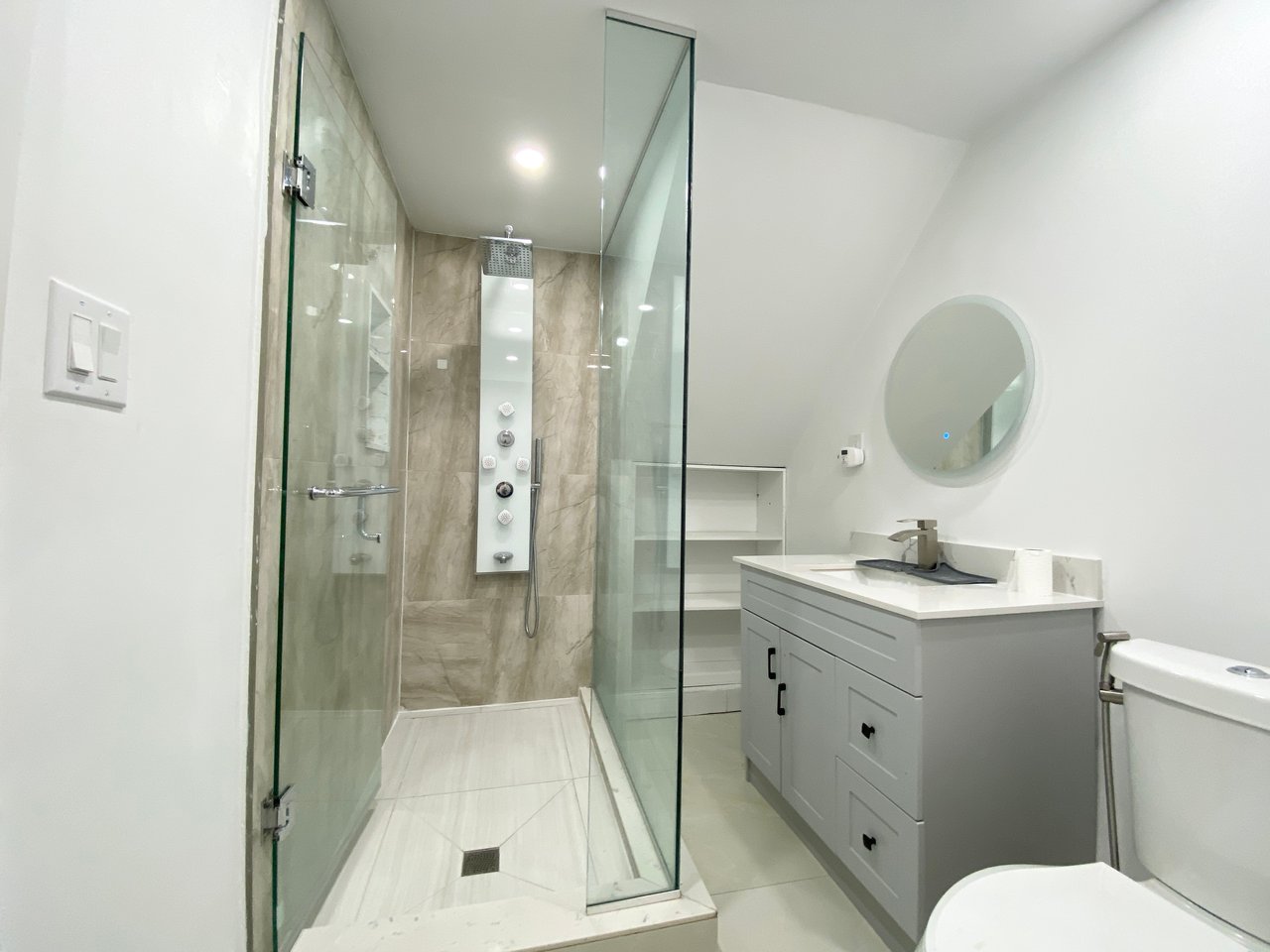 8 RAVENCLIFF Crescent Unit: BSMT