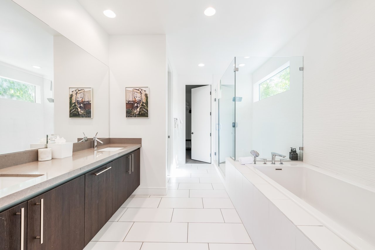 51125 Evangeline Way - Villa 3