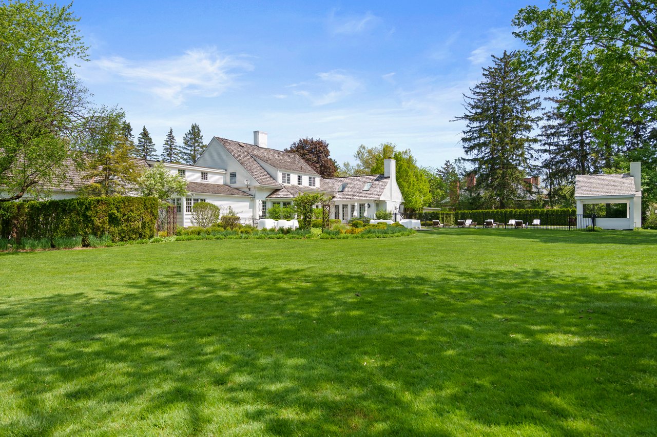 345 Woodridge Road