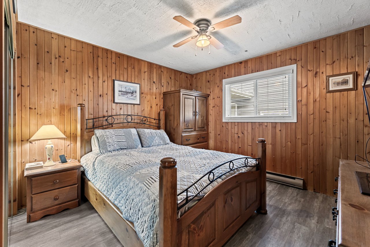 27 Young Street, Kawartha Lakes