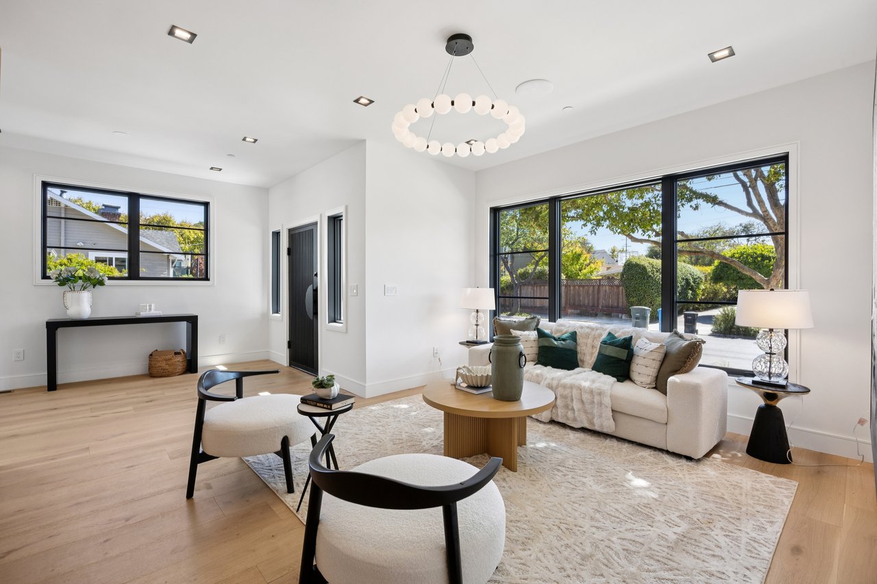 10 Channing Rd, Burlingame