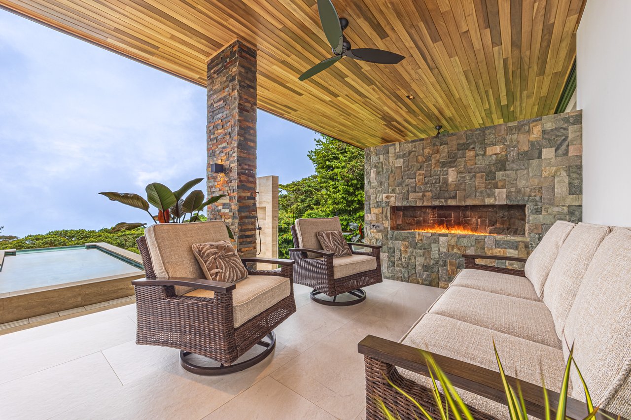 Casa Koules – Architectural 5-Bedroom Oceanview Estate in Prestigious Costa Verde Estates
