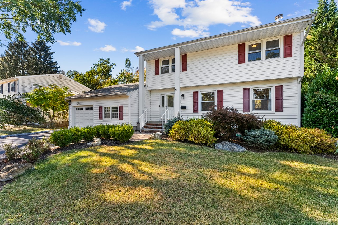 14 Mayling Court
