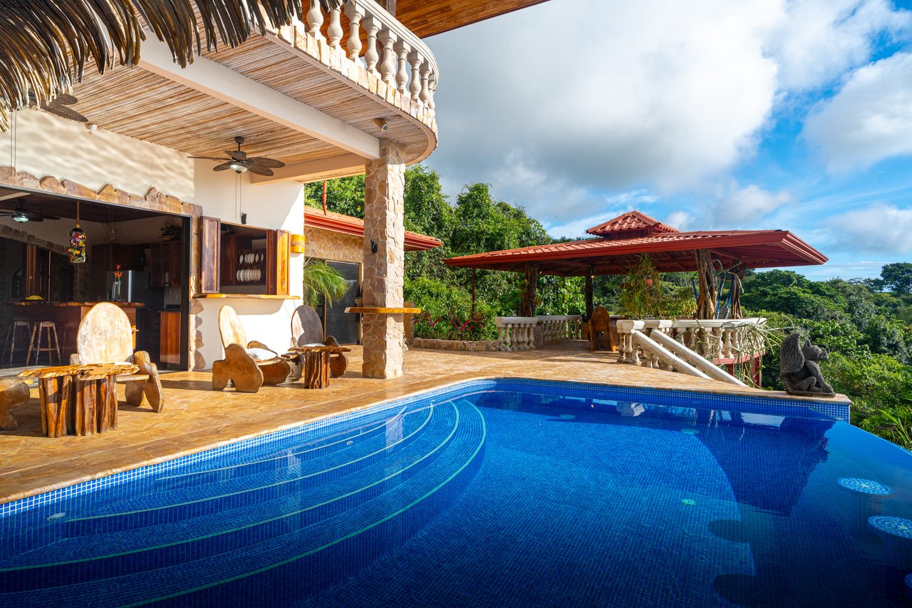 Castillo Puesta del Sol, Escalares - 