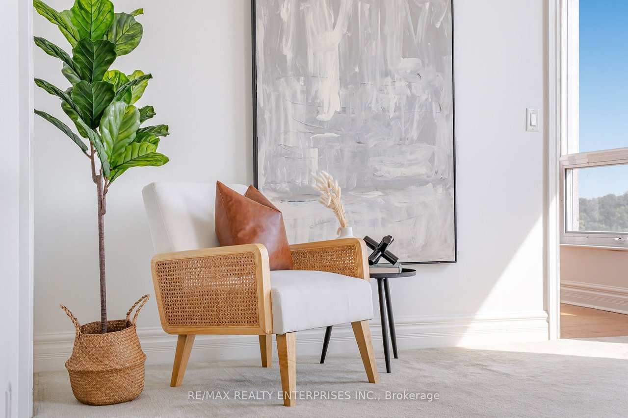 TERRACES OF OLD MILL PENTHOUSE