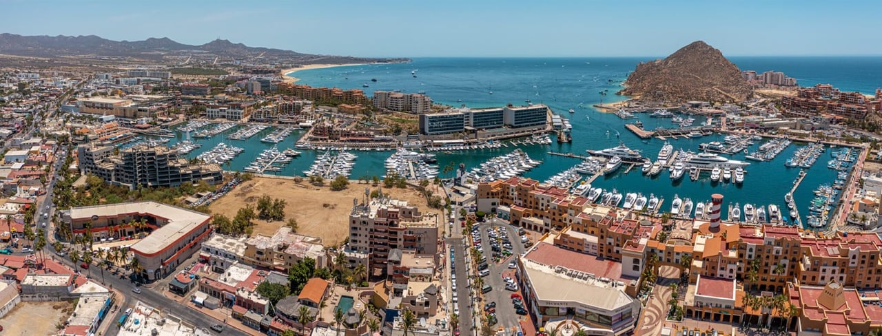 What Are the Differences Between San Jose del Cabo and Cabo San Lucas?