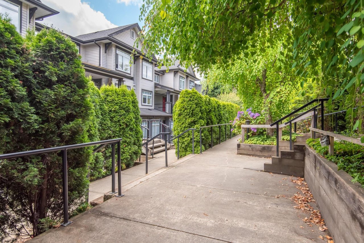 18-7428 14th Ave