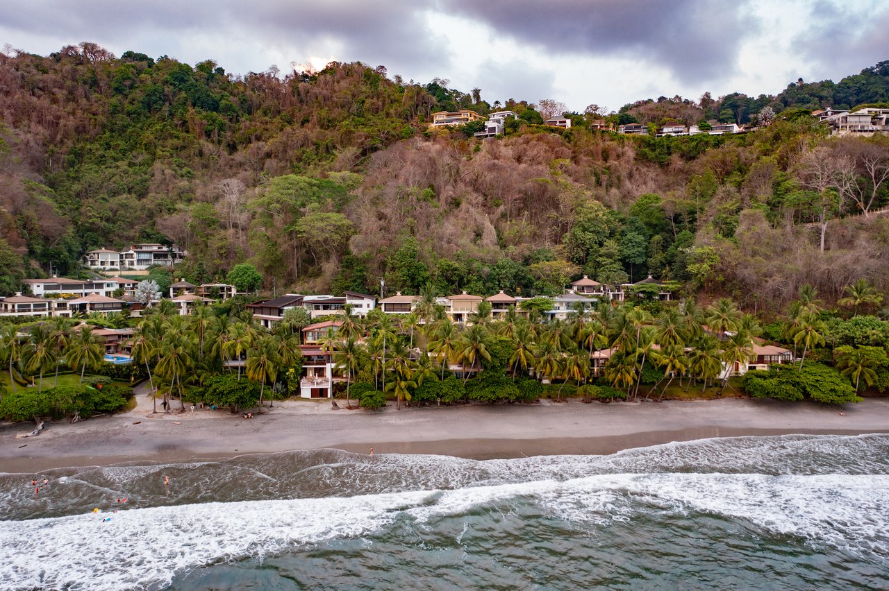Beachfront Surf Villa, Jaco, Puntarenas