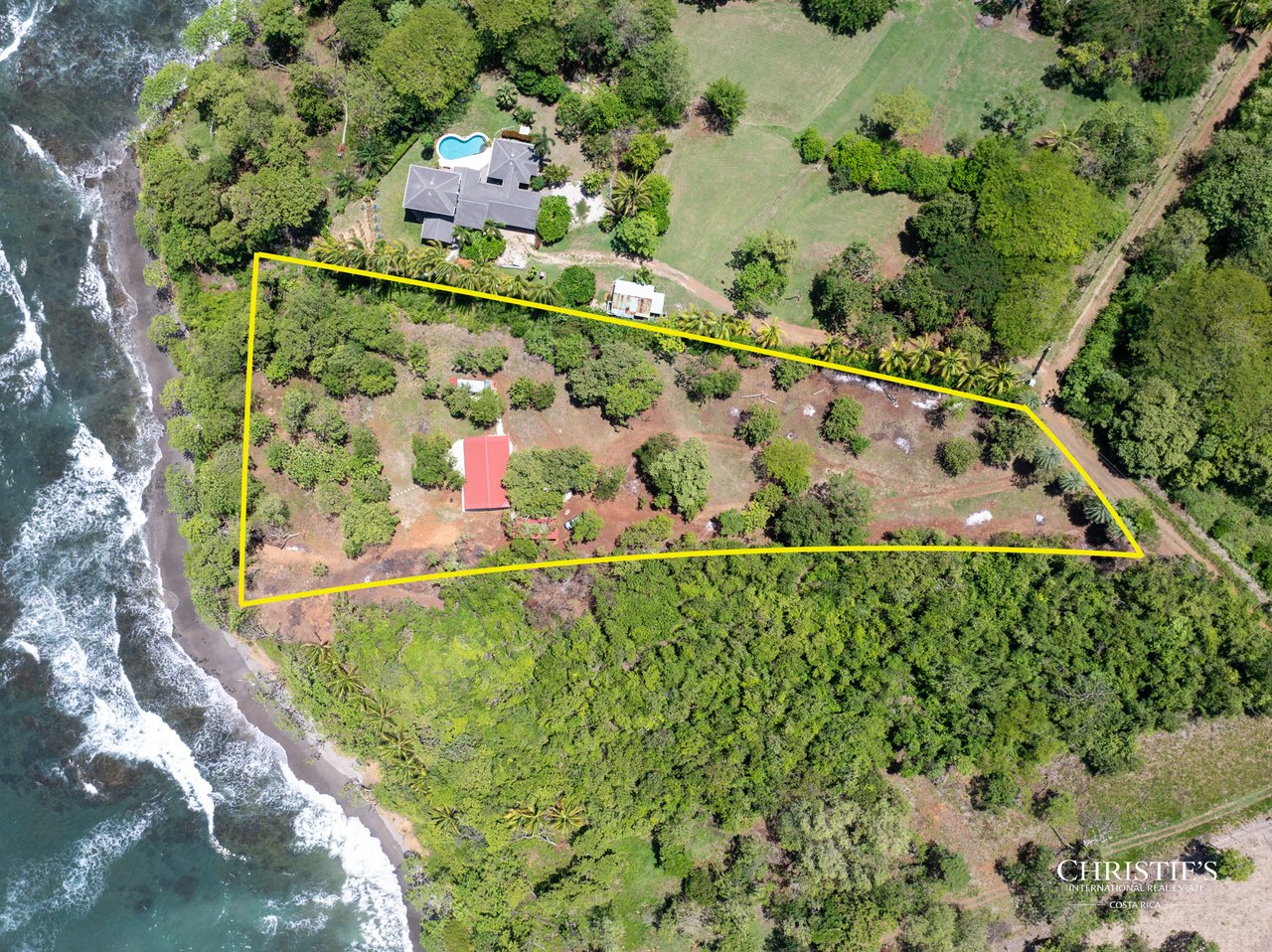 Casa La Tierra y El Mar | Rare Titled Oceanfront Property  
