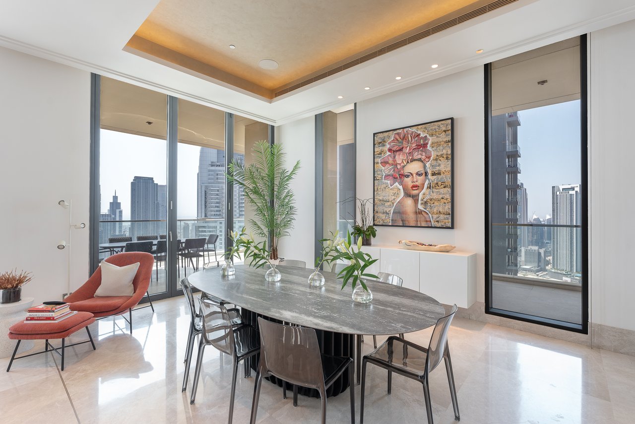 The 118 - Full Floor Apartment 