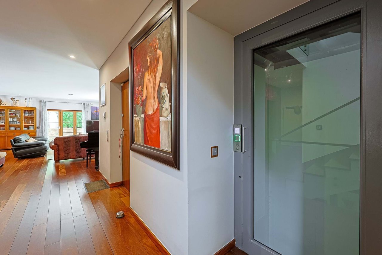 Trophy 5+2 Bedrooms Villa in Gandarinha,  Cascais’ Crown Jewel of Discrete Luxury and Sustainability