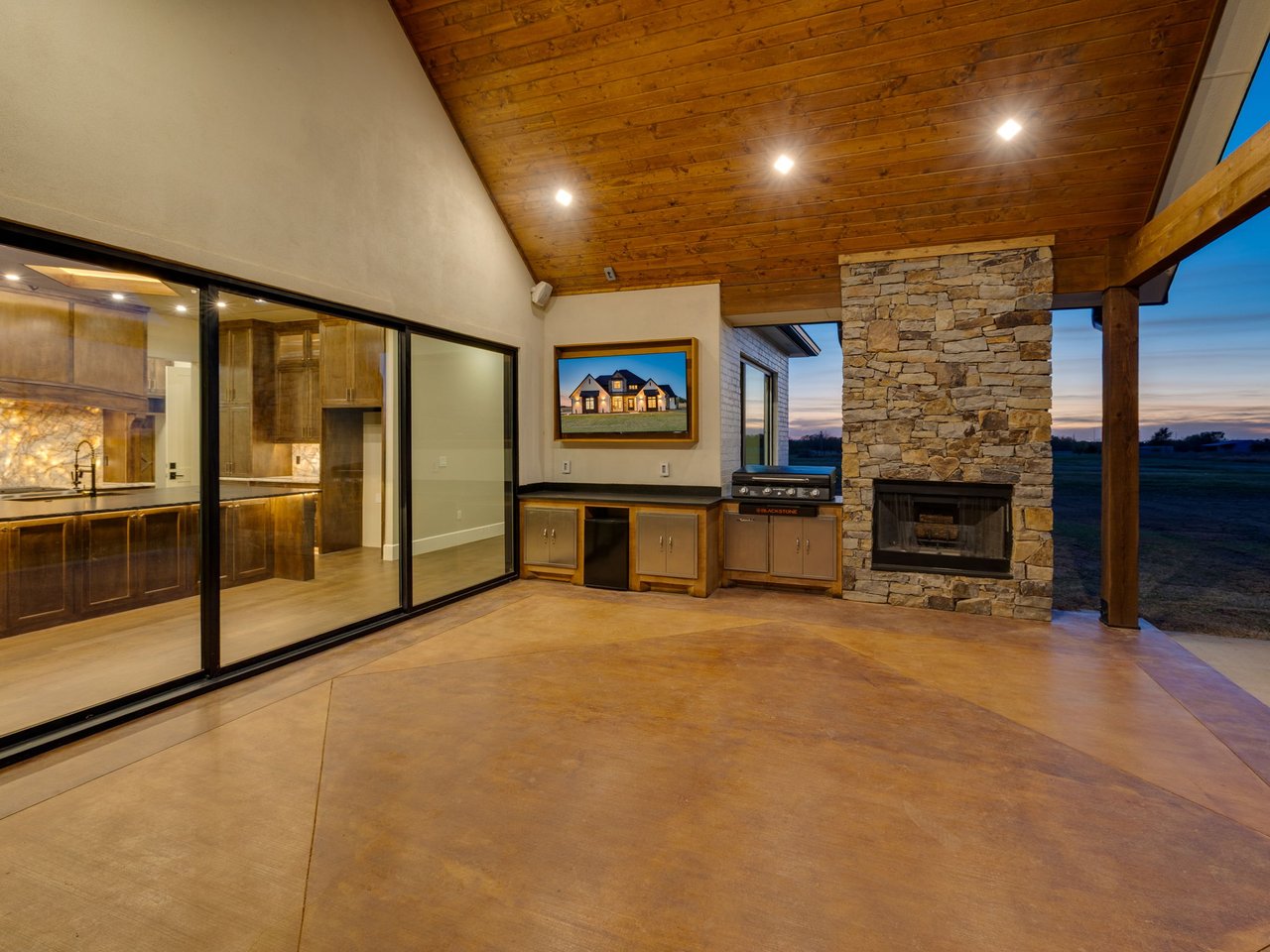 The Diamond Lodge in Mustang, Oklahoma: A Modern Mountain Masterpiece on Cimarron - Wyatt Poindexter - The Agency Oklahoma