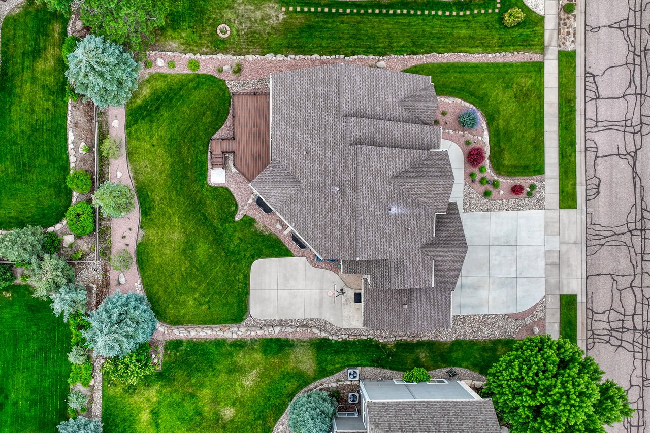 12589 Highland Oaks Place