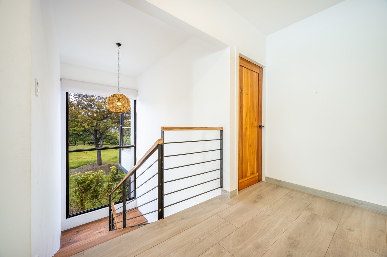 Casa Off shore | Spacious 6BR Home Steps from Tamarindo Beach & Town