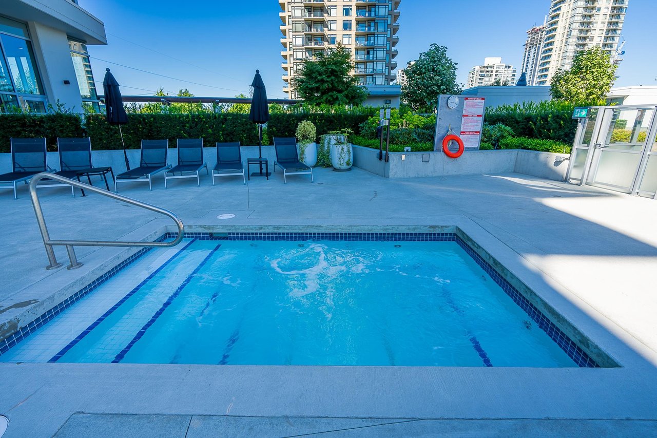 403-2388 Madison Ave
