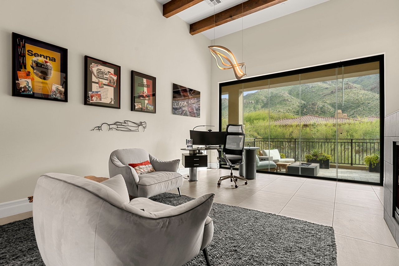 11923 E CASITAS DEL RIO Drive