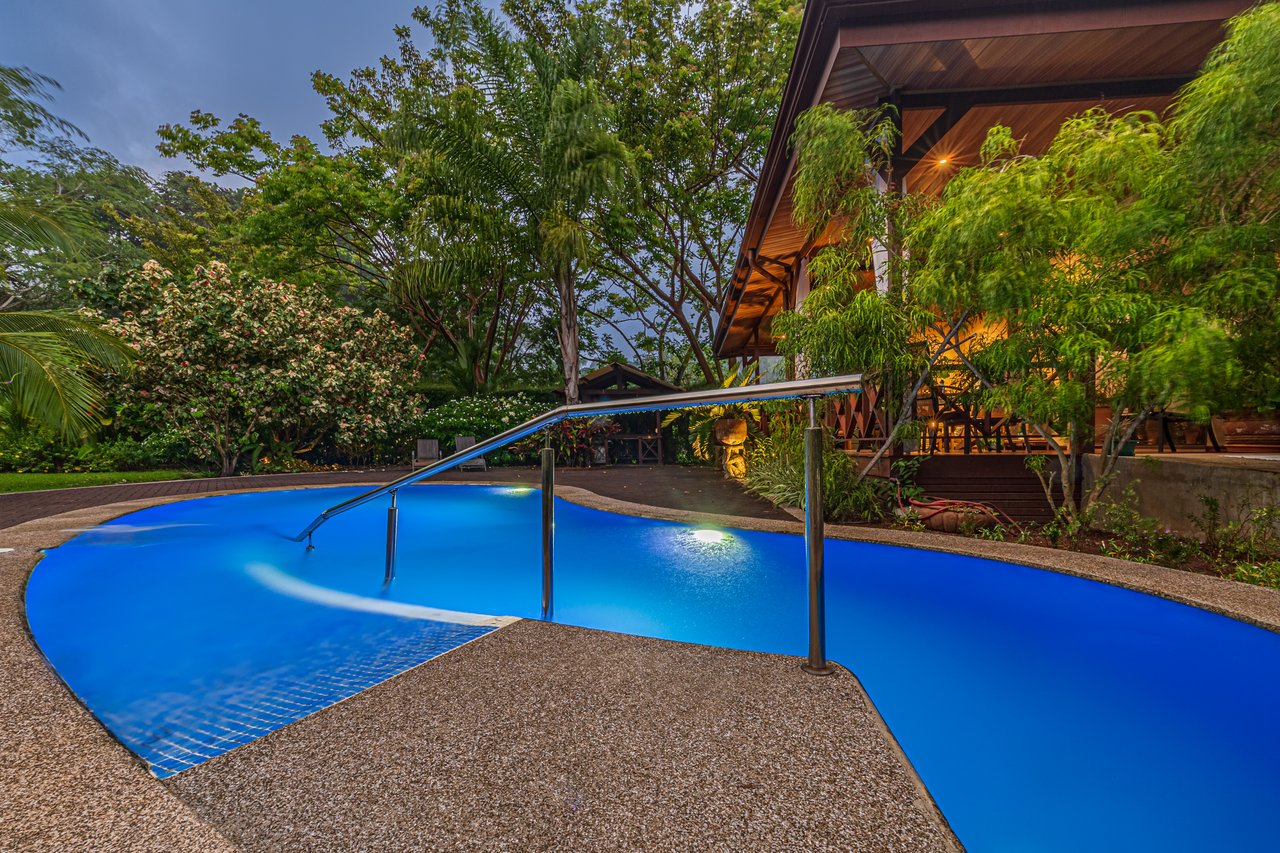 0.50 ACRES – 5 Bedroom Riverfront Modern Home, Walking Distance To Dominical!!!