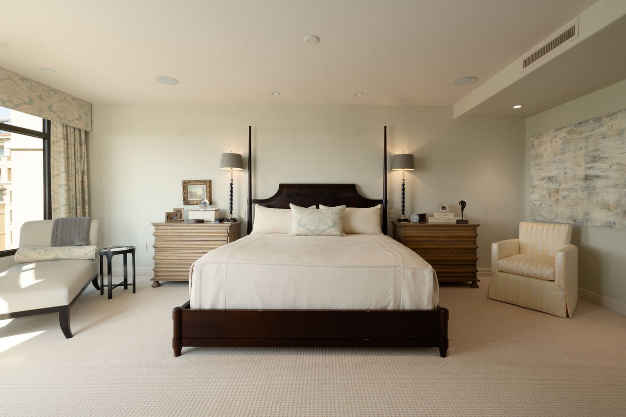 7181 E Camelback Road, 1105