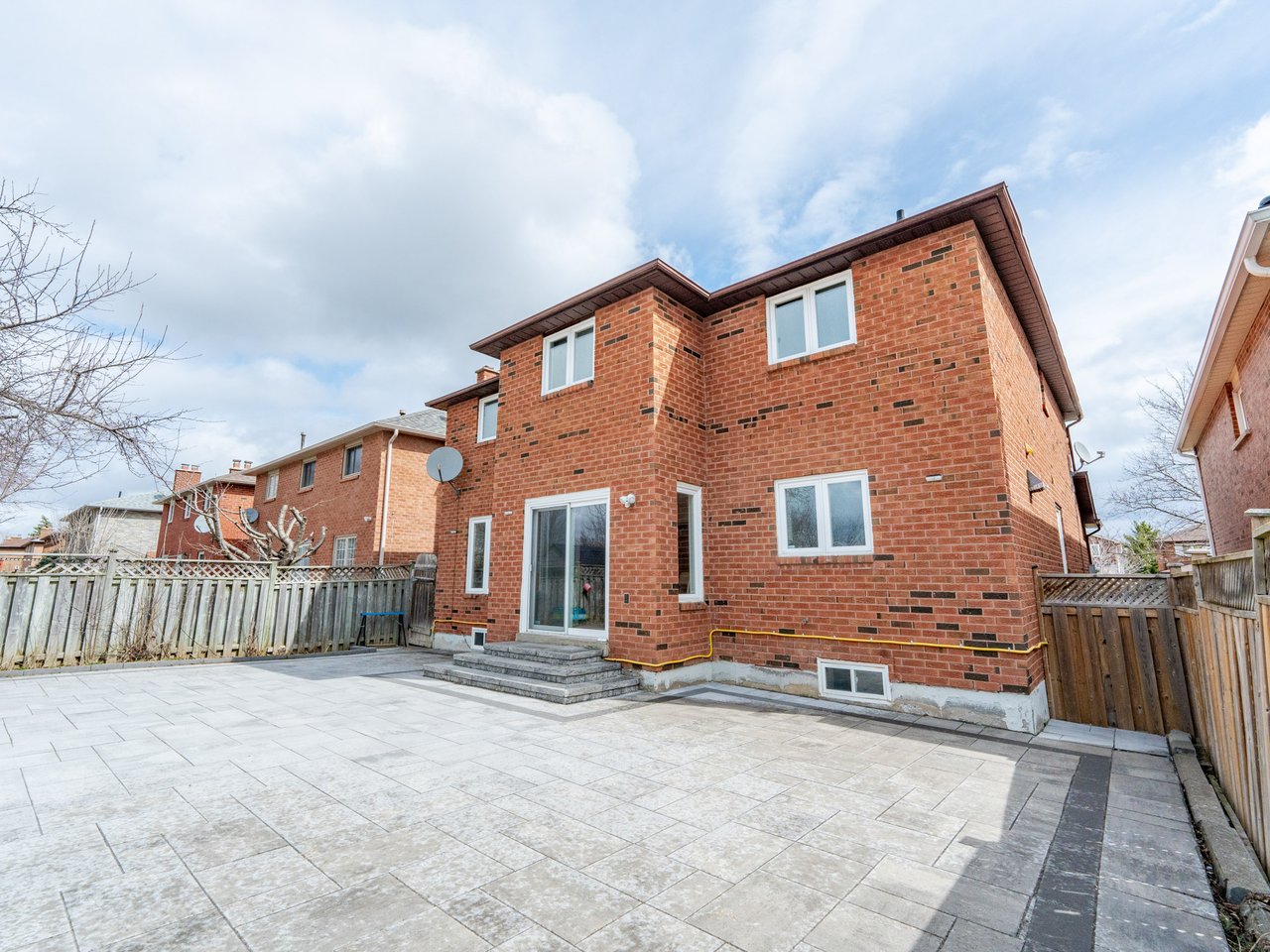 146 Valleymede Dr
