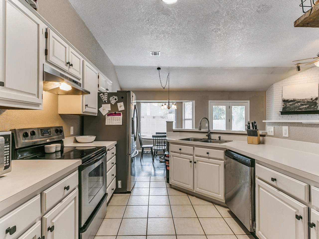 Just Listed: Recently Updated Park Lane Estates Home