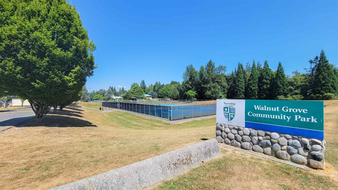 29-8930 Walnut Grove Dr