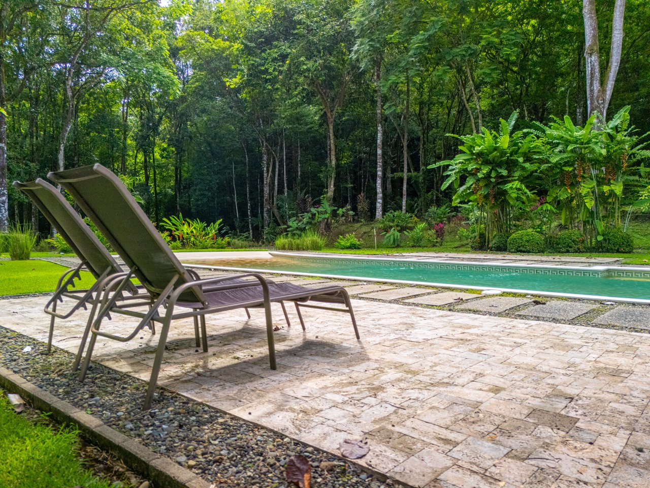 Tres Rios Waterfall House – Nature, Comfort & Elegance Combined, Brand New Construction with Warranty!