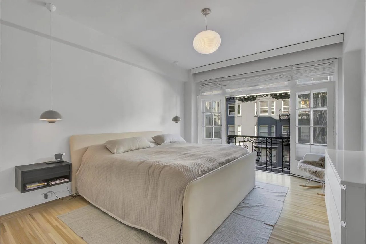 637 Powell St, Apt 301