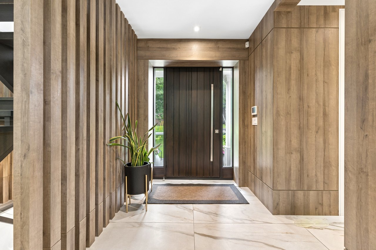 150 Sandringham Drive