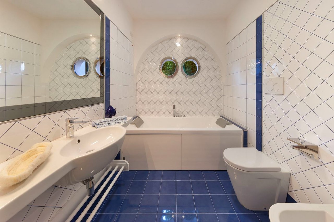 Reintroduce the Villa Bepina