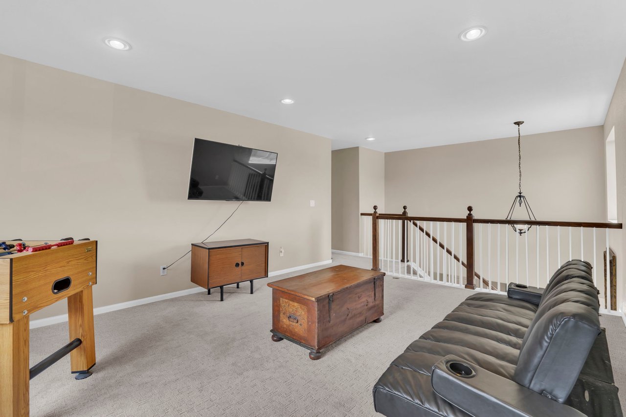 7804 Lightwood Way