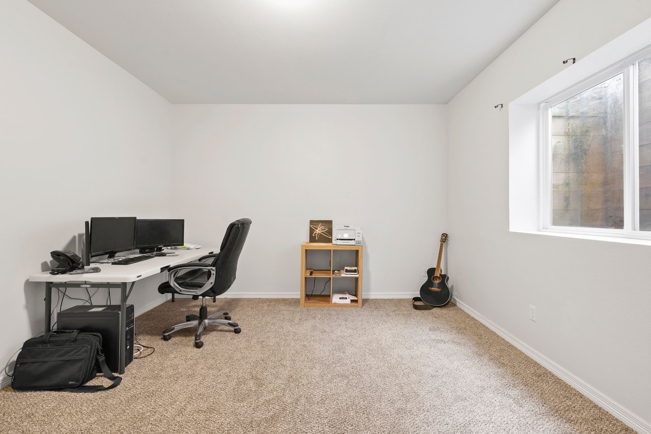 17521 Abert Ridge View