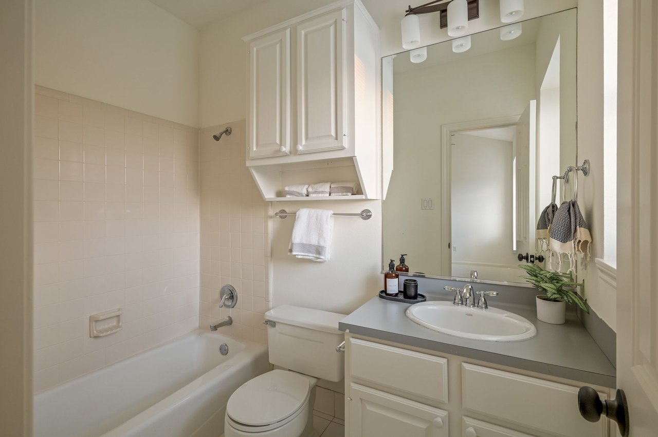 Winner's Circle Townhome In Davenport Ranch- Eanes ISD - Bridge Point Elementary