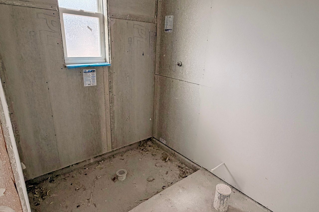 102 N Dupont Terrace 