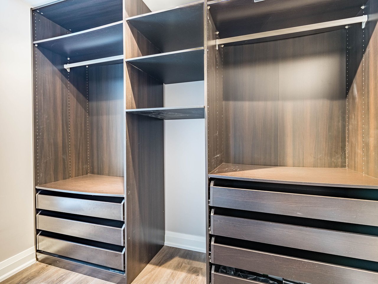 83 Redpath Avenue 407, Toronto C10, ON