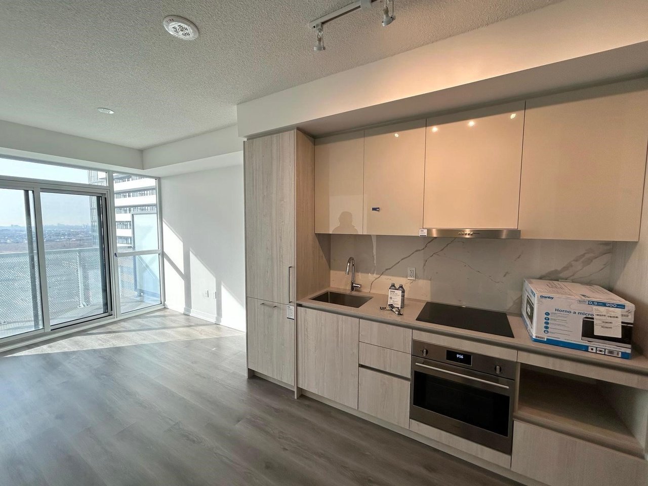 225 Commerce St Unit: 2603