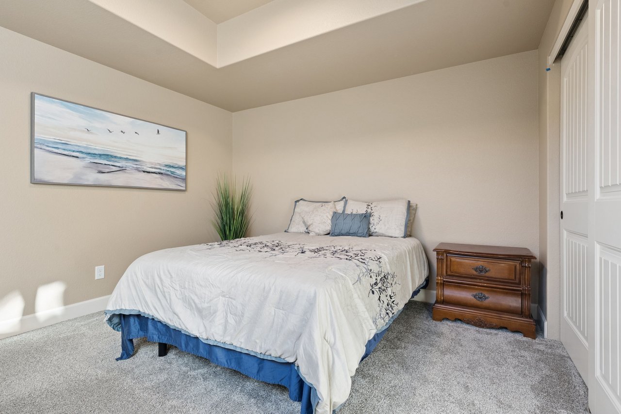 14894 Snowy Pine Point