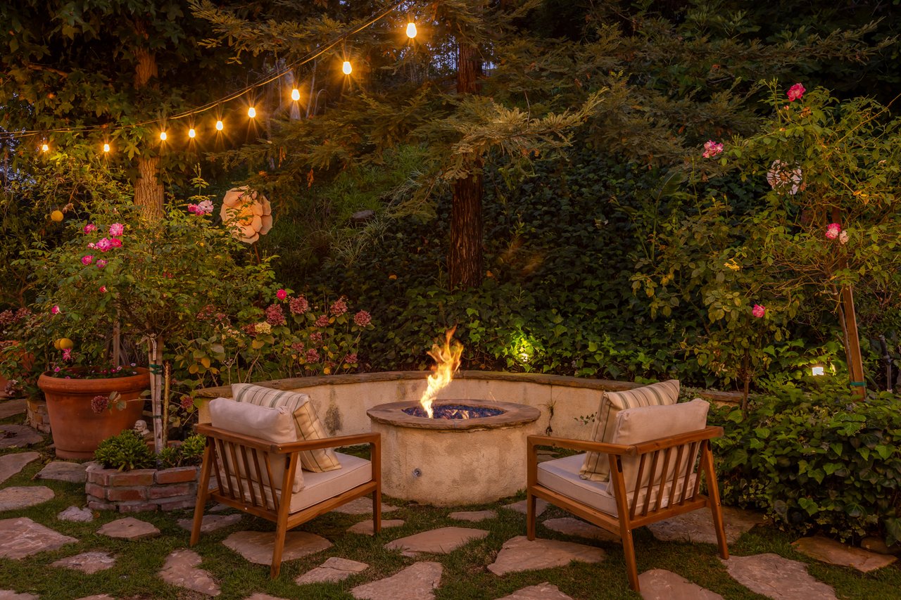 5985 Vista De La Luz